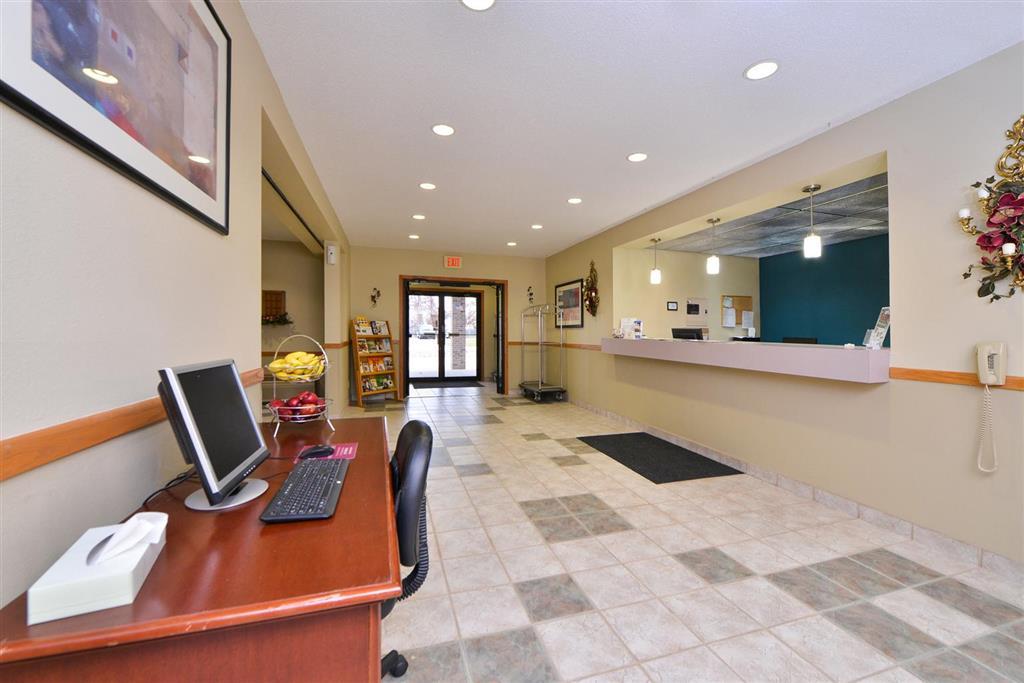 Regency Inn Geneseo Il I-80 Beltér fotó