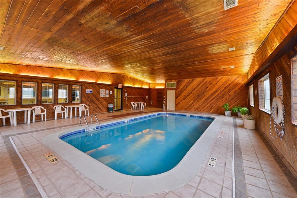 Regency Inn Geneseo Il I-80 Létesítmények fotó