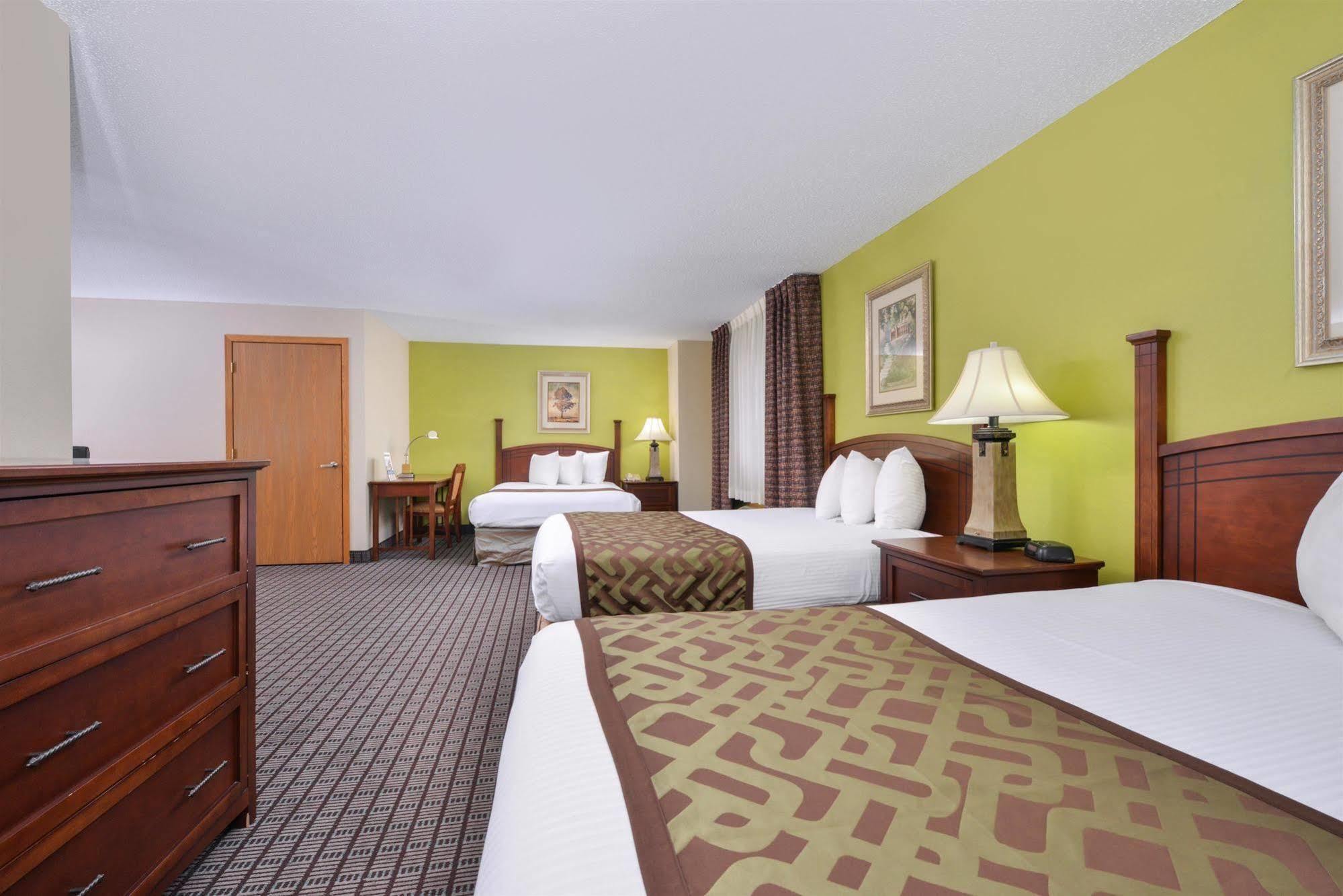 Regency Inn Geneseo Il I-80 Kültér fotó